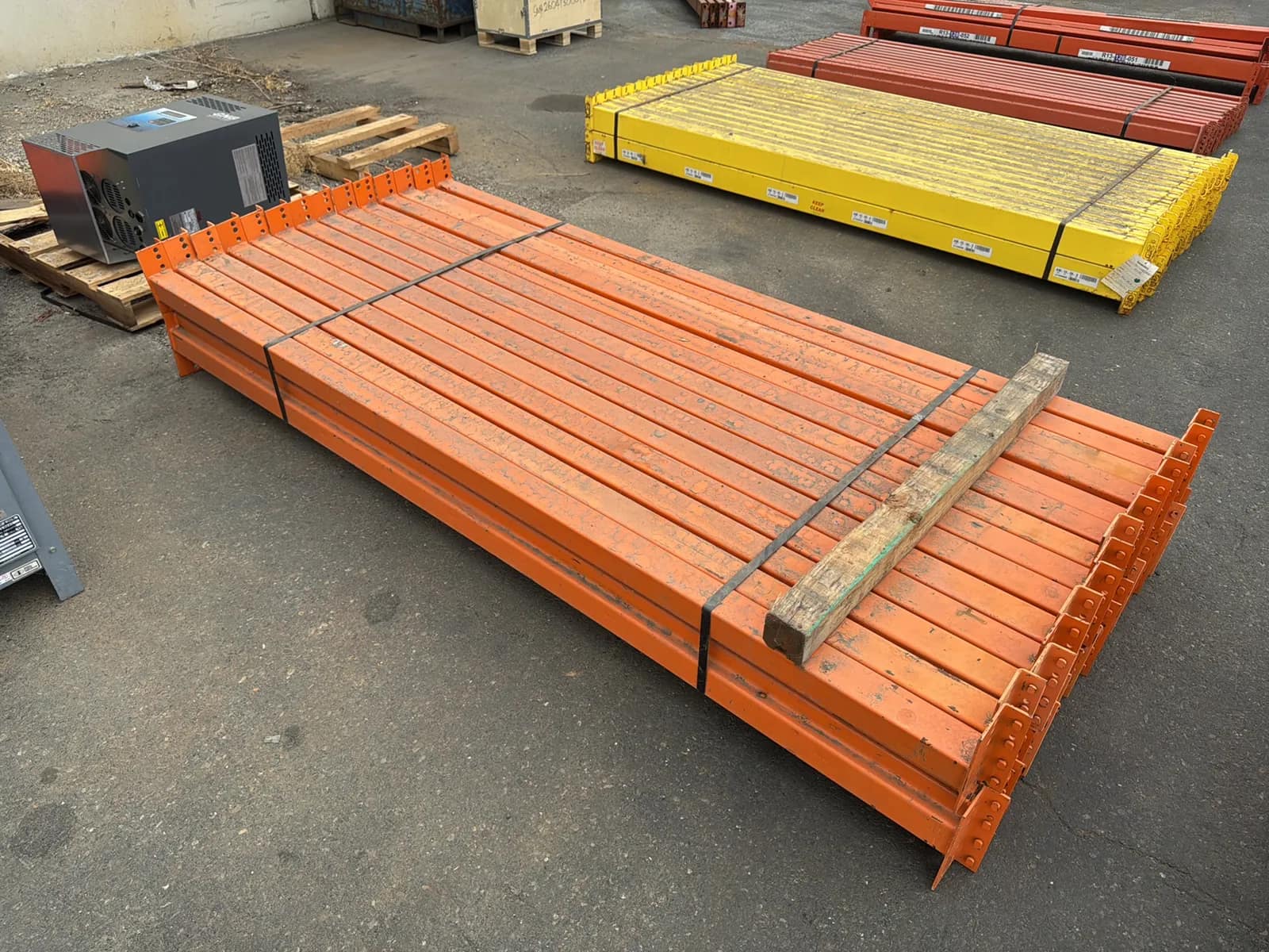 (28) 96” Pallet Racking Crossmembers, photo 3 of 5