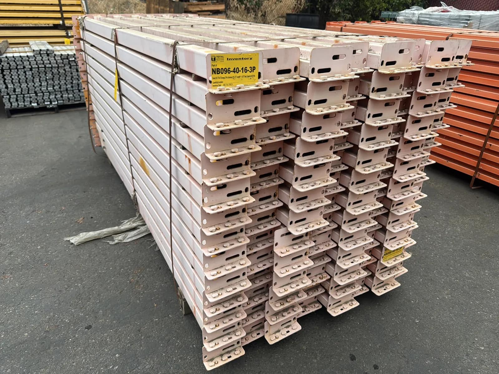 (96) 96” Pallet Racking Crossmembers, photo 1 of 5