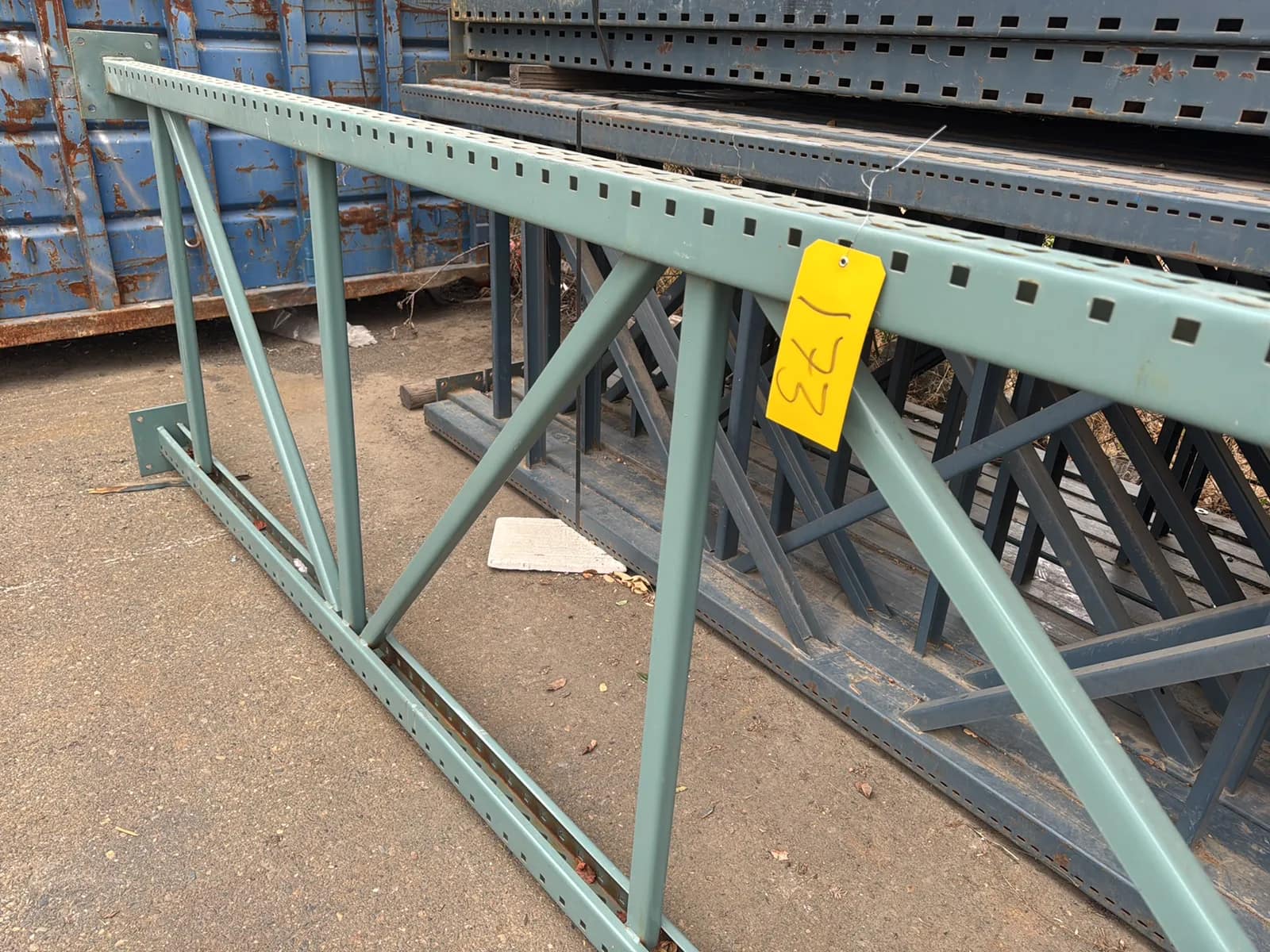 (1) 24’ Pallet Racking Upright, photo 4 of 4