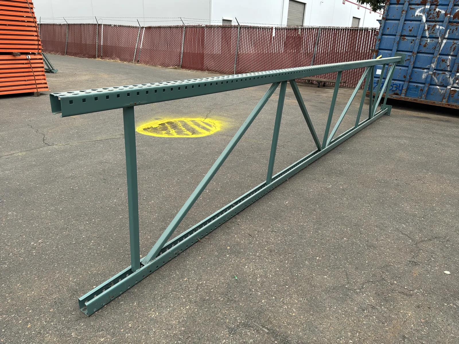 (1) 22’ Pallet Racking Upright, photo 2 of 4
