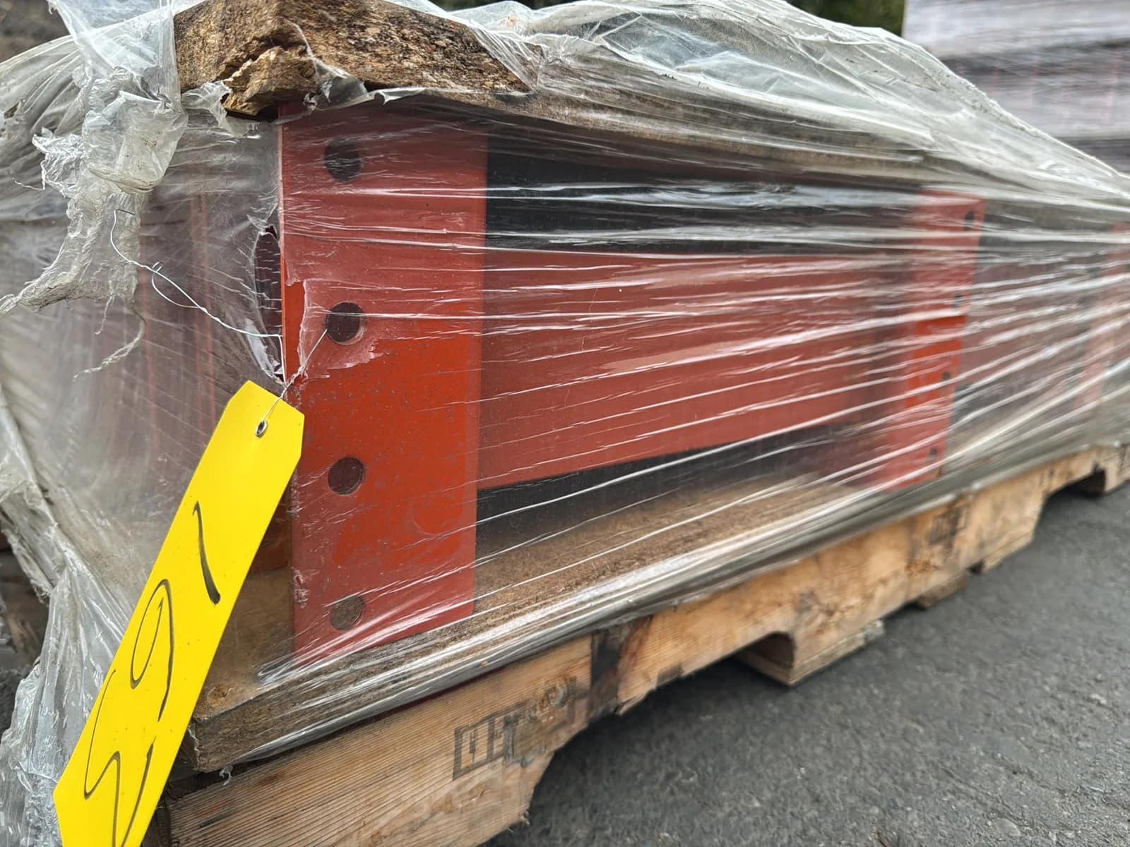Pallet of 12” Row Spacers, photo 2 of 5
