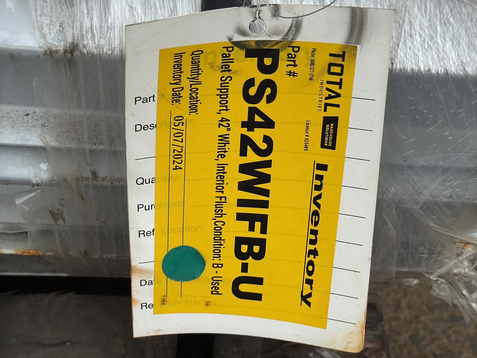 Pallet of 42” Pallet Supports, photo 3 of 5