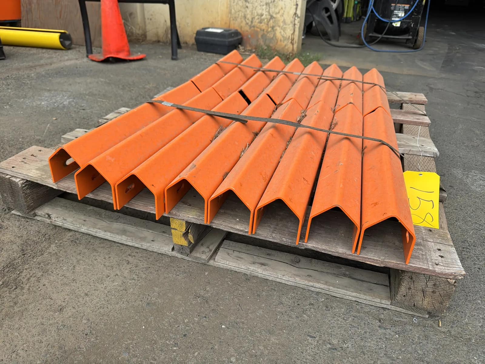 Pallet of 24” Column Guards, photo 2 of 4