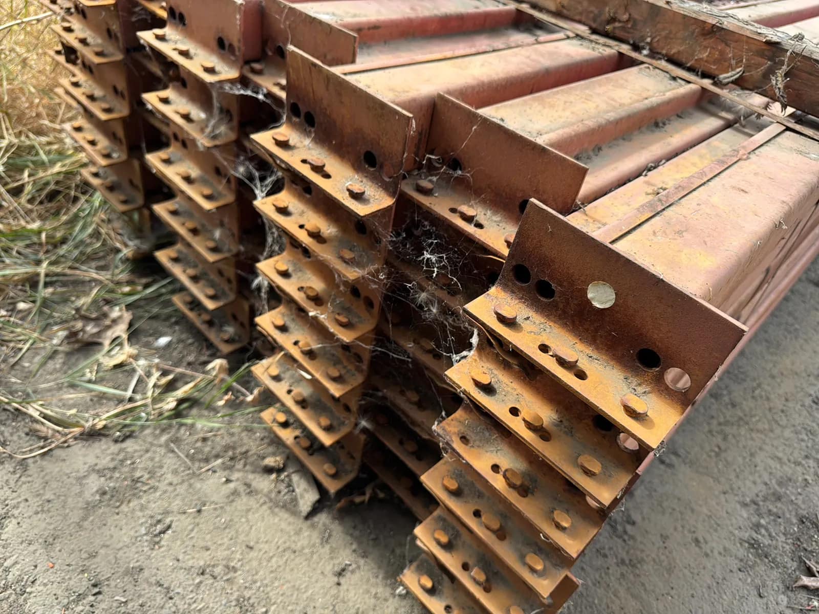 (48) 106” Pallet Racking Crossmembers, photo 3 of 5