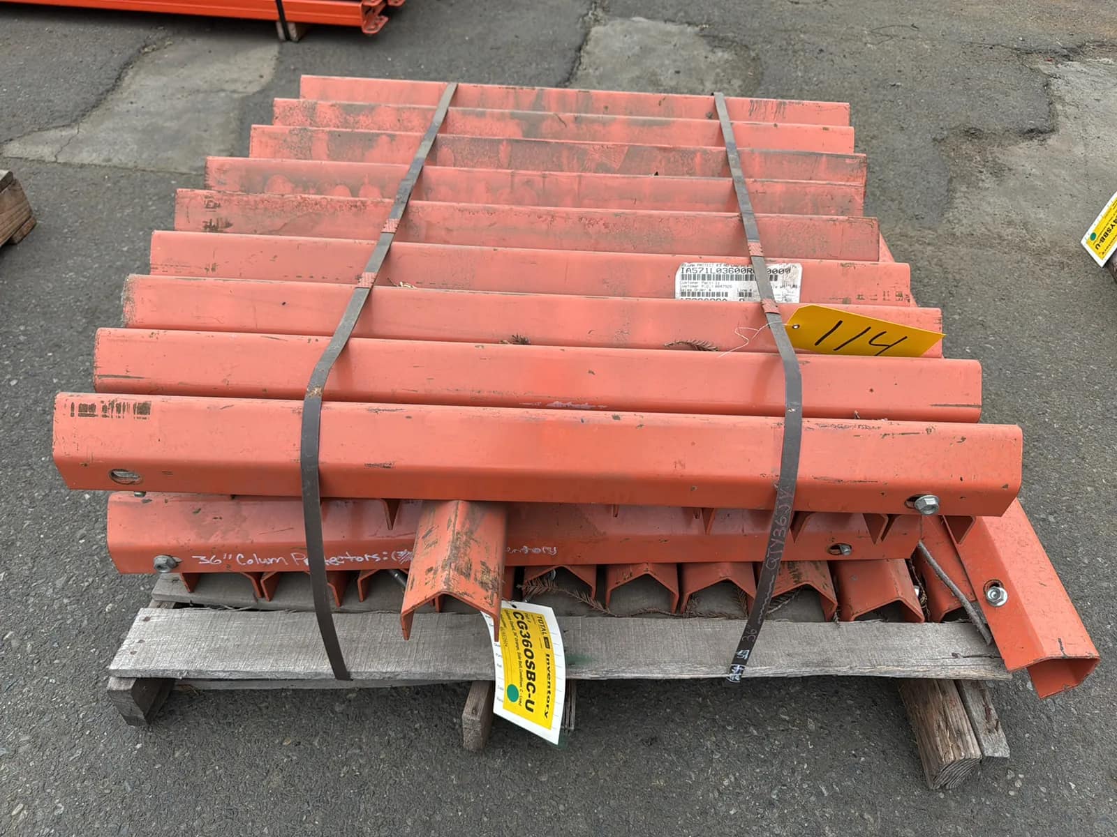 pallet-of-36-column-guards-side-bolt-muklsvkd