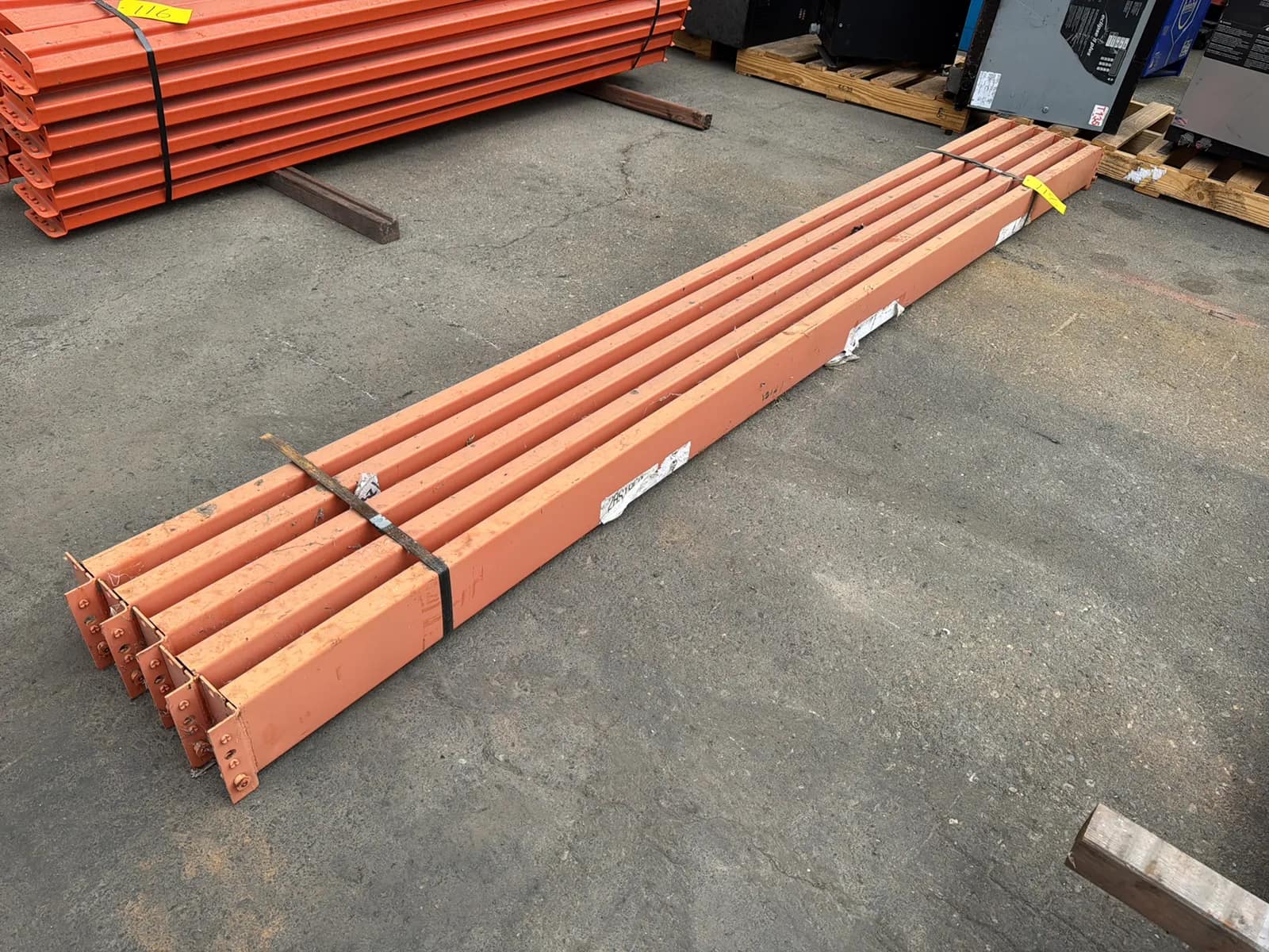 5-132-pallet-racking-crossmembers-4fd2d2