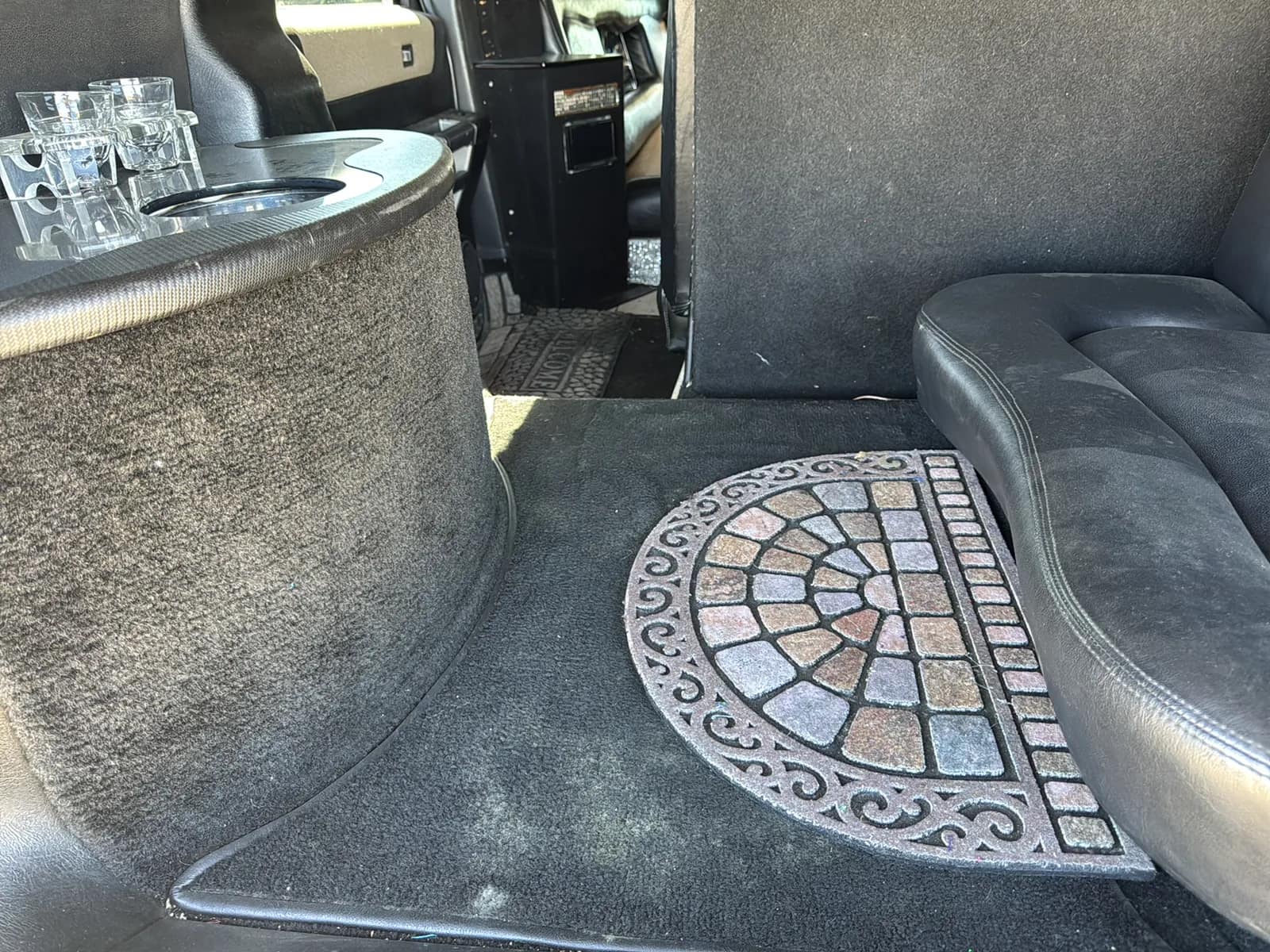 2004 Hummer H2 Limousine, photo 77 of 93