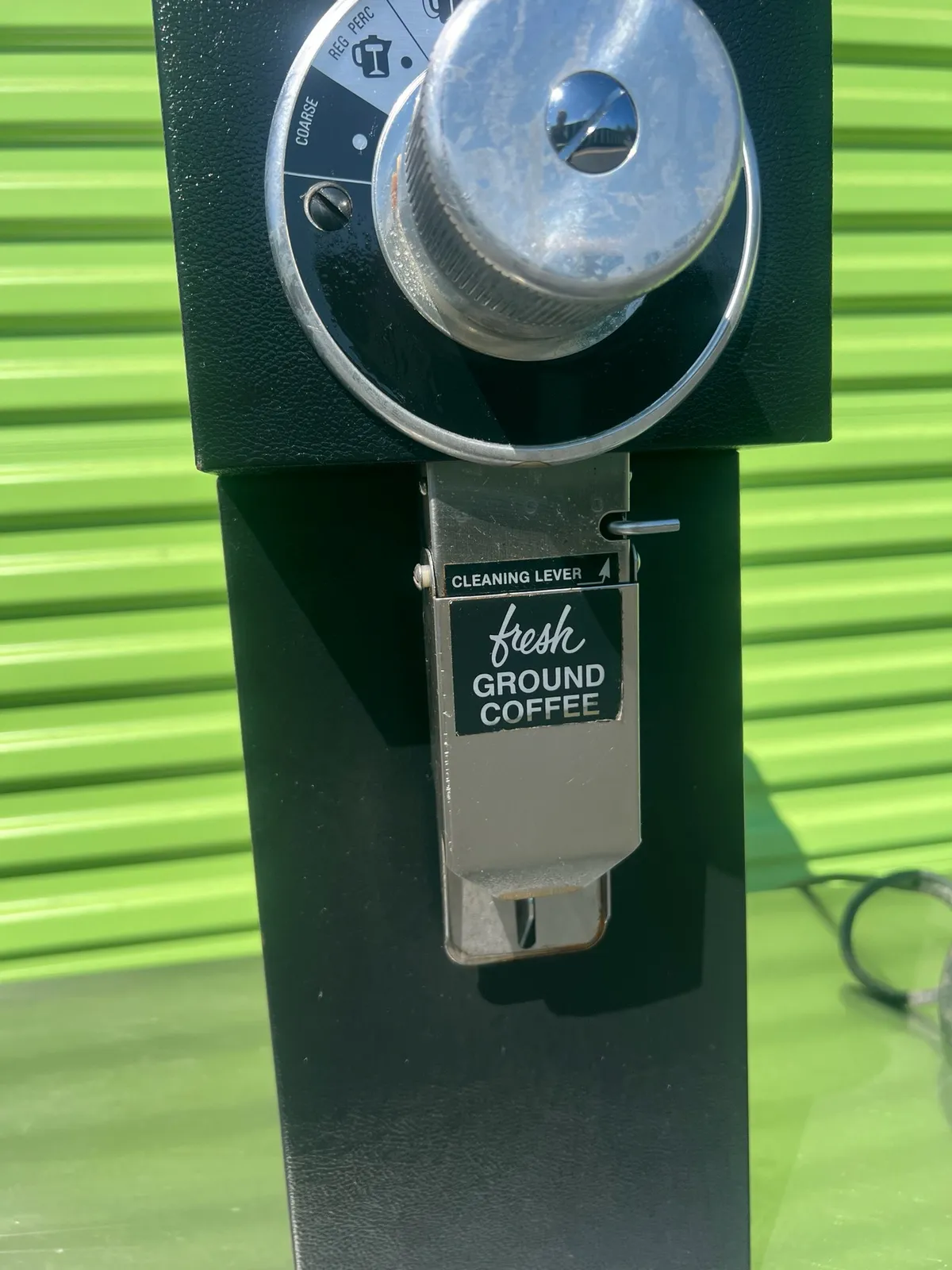 Bunn Coffee Grinder With Fresh Ground Coffee Dispenser, photo 4 of 9