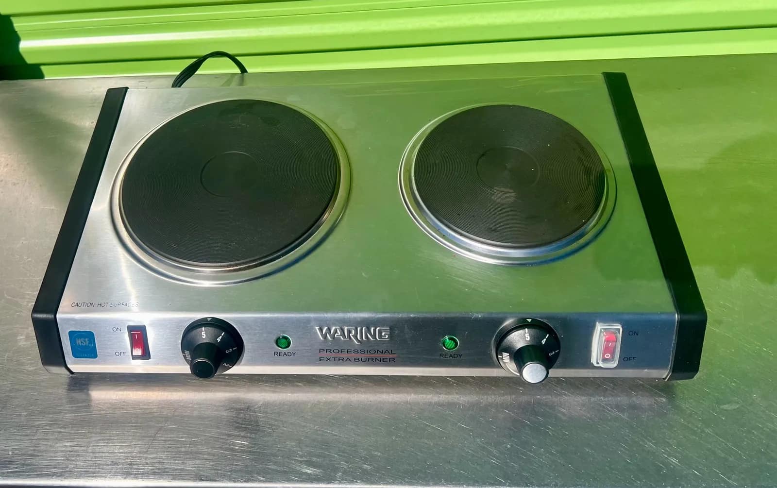 Waring Double Burner Electric Hot Plate Cooking Appliance, photo 2 of 7