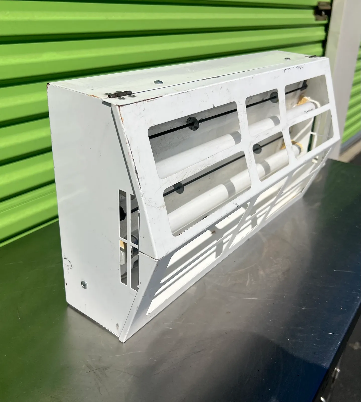 electric-fly-insect-zapper-d4ad66