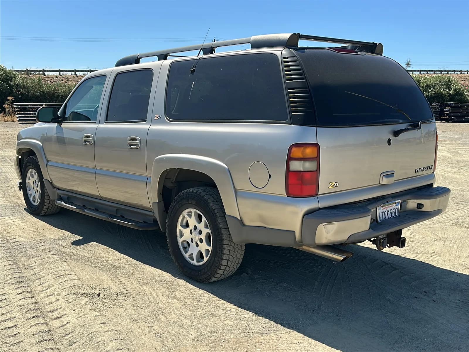 2001 Chevy Z71 Suburban, photo 7 of 69