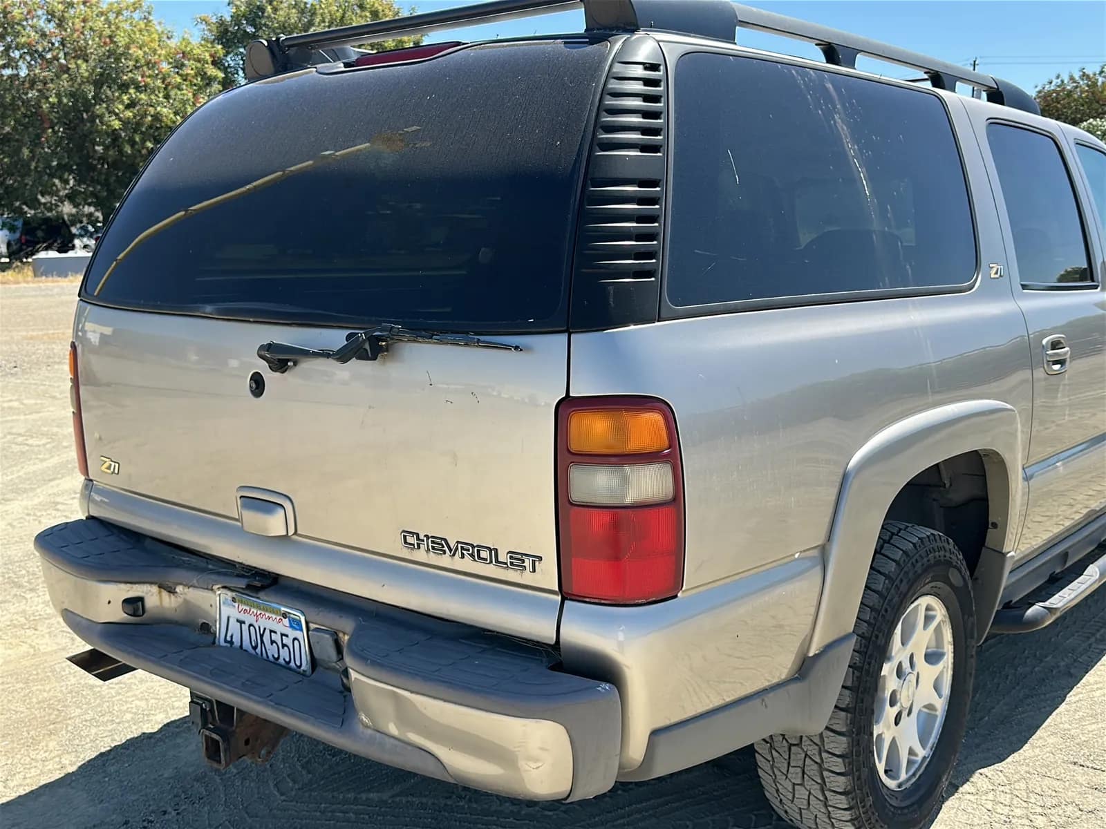 2001 Chevy Z71 Suburban, photo 20 of 69