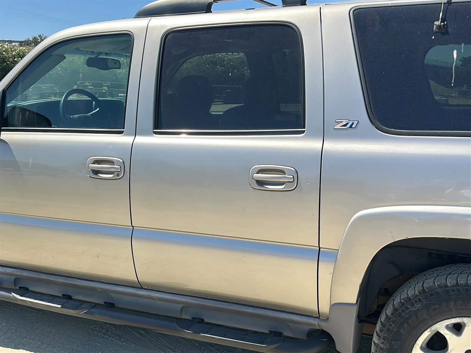 2001 Chevy Z71 Suburban, photo 26 of 69