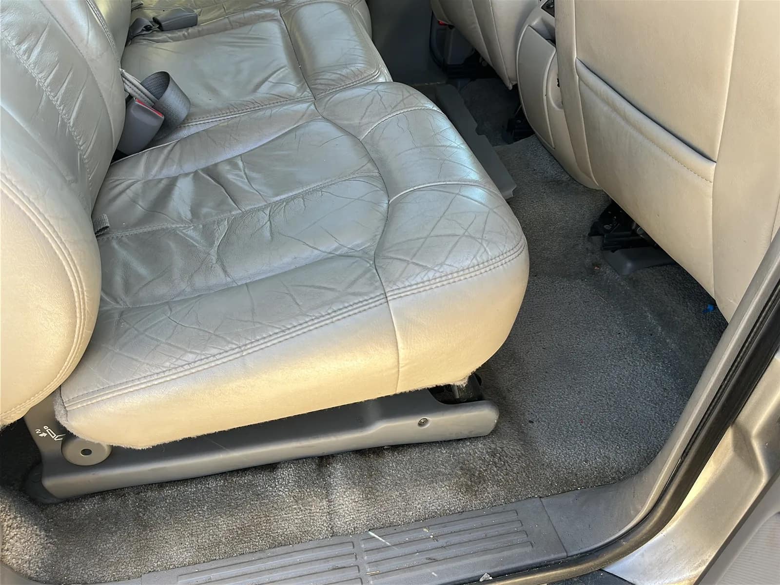 2001 Chevy Z71 Suburban, photo 50 of 69