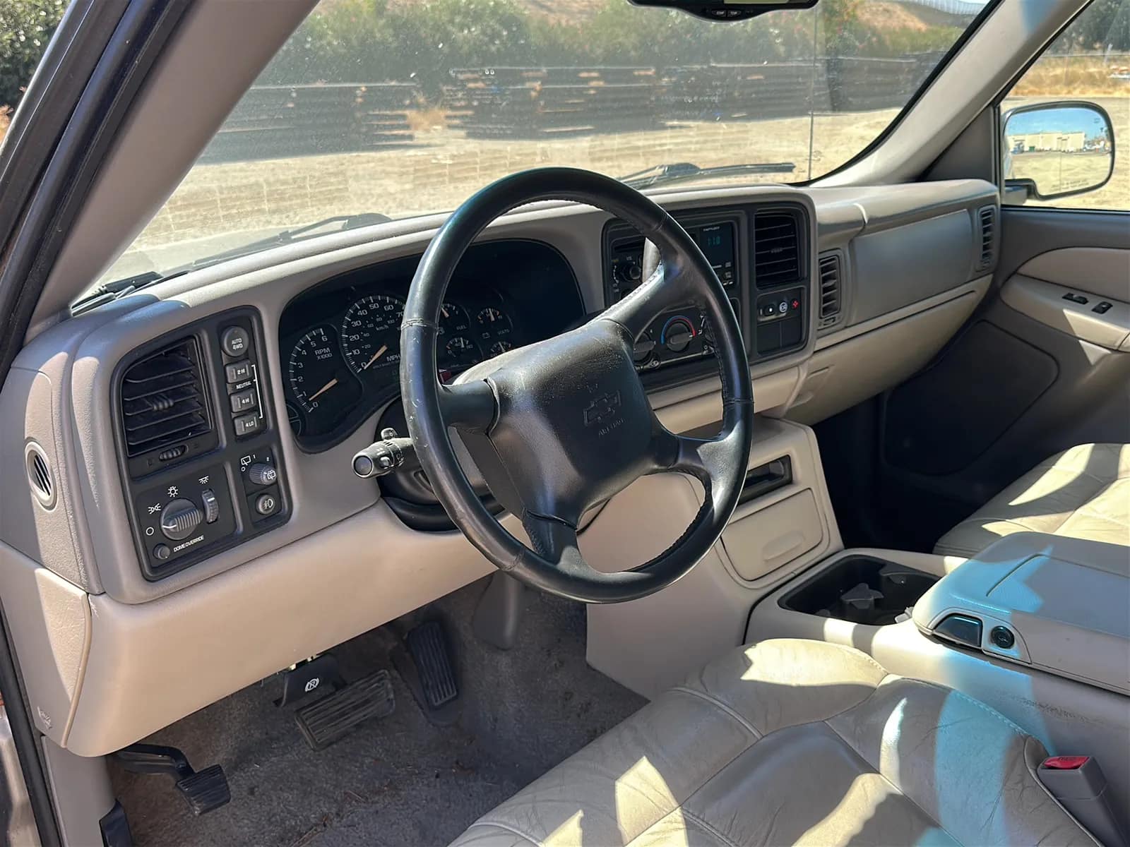 2001 Chevy Z71 Suburban, photo 30 of 69