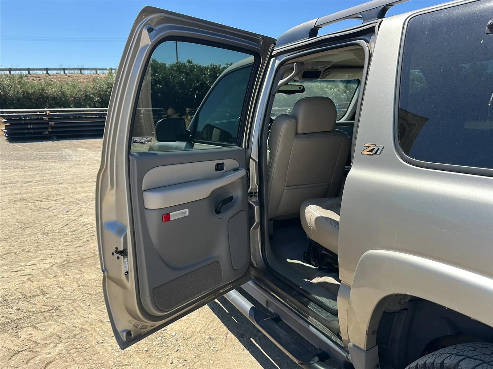 2001 Chevy Z71 Suburban, photo 52 of 69