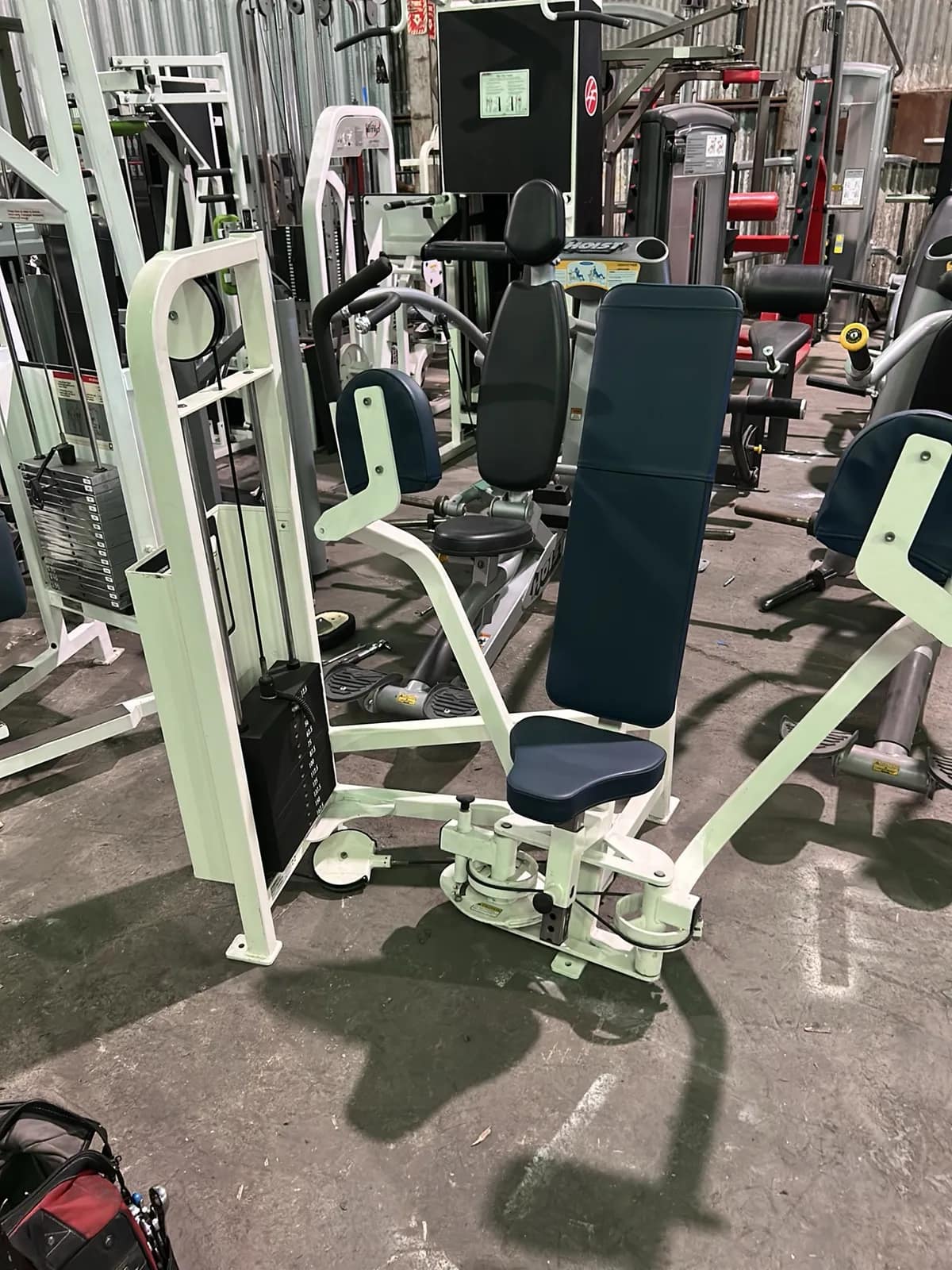 cybex-chest-fly-machine-e32753
