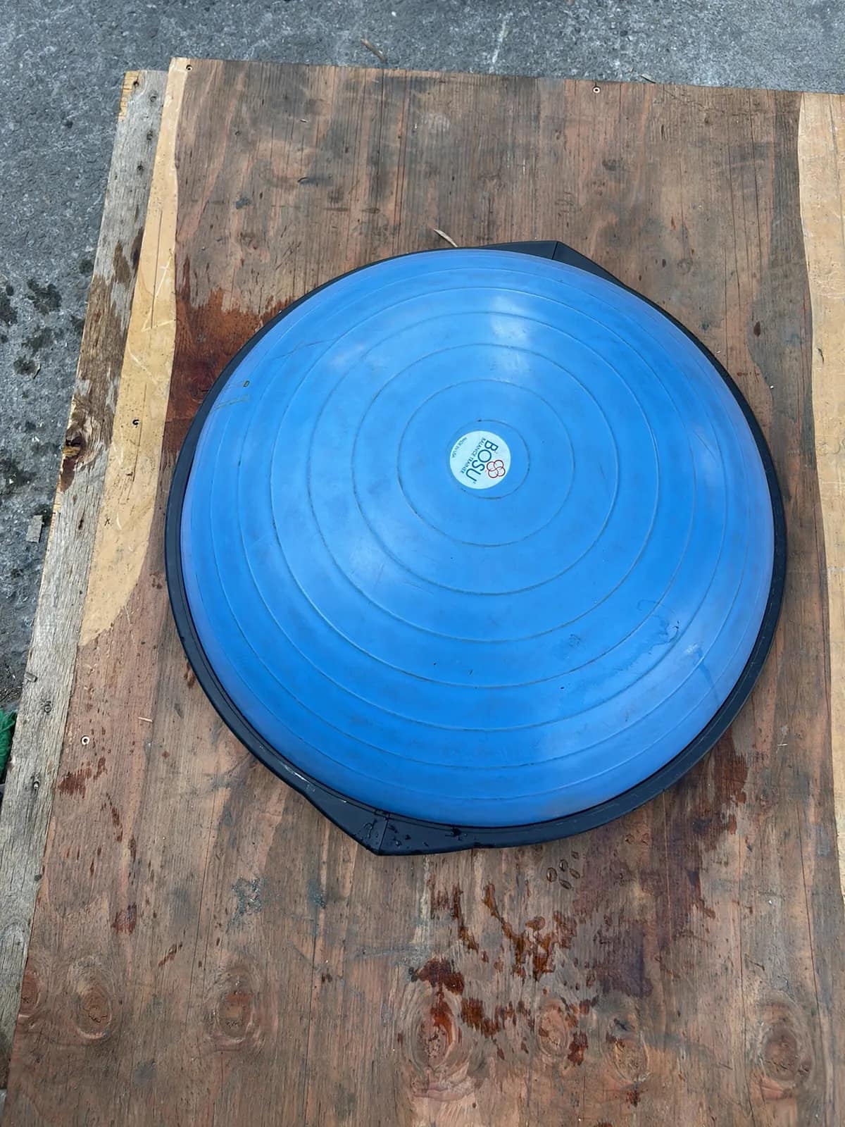 bosu-f17830
