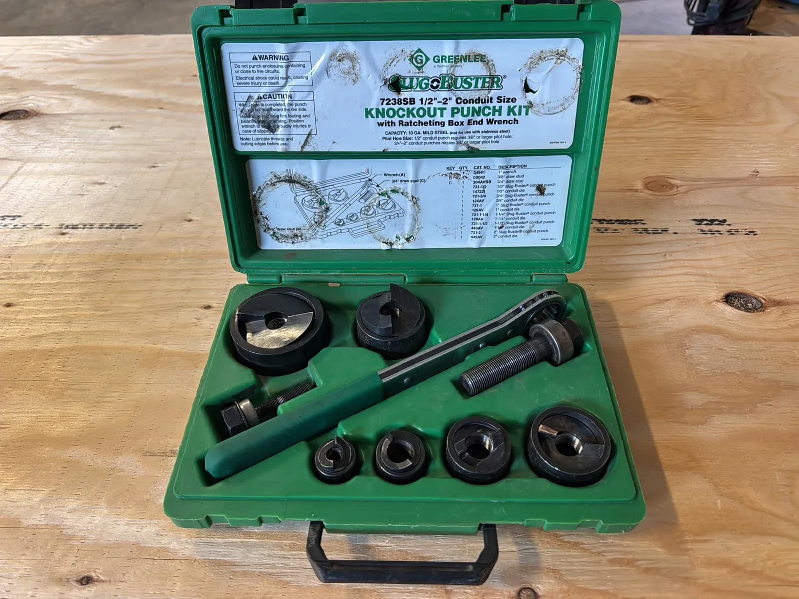 greenlee-slug-buster-knockout-punch-set-7238sb-851868