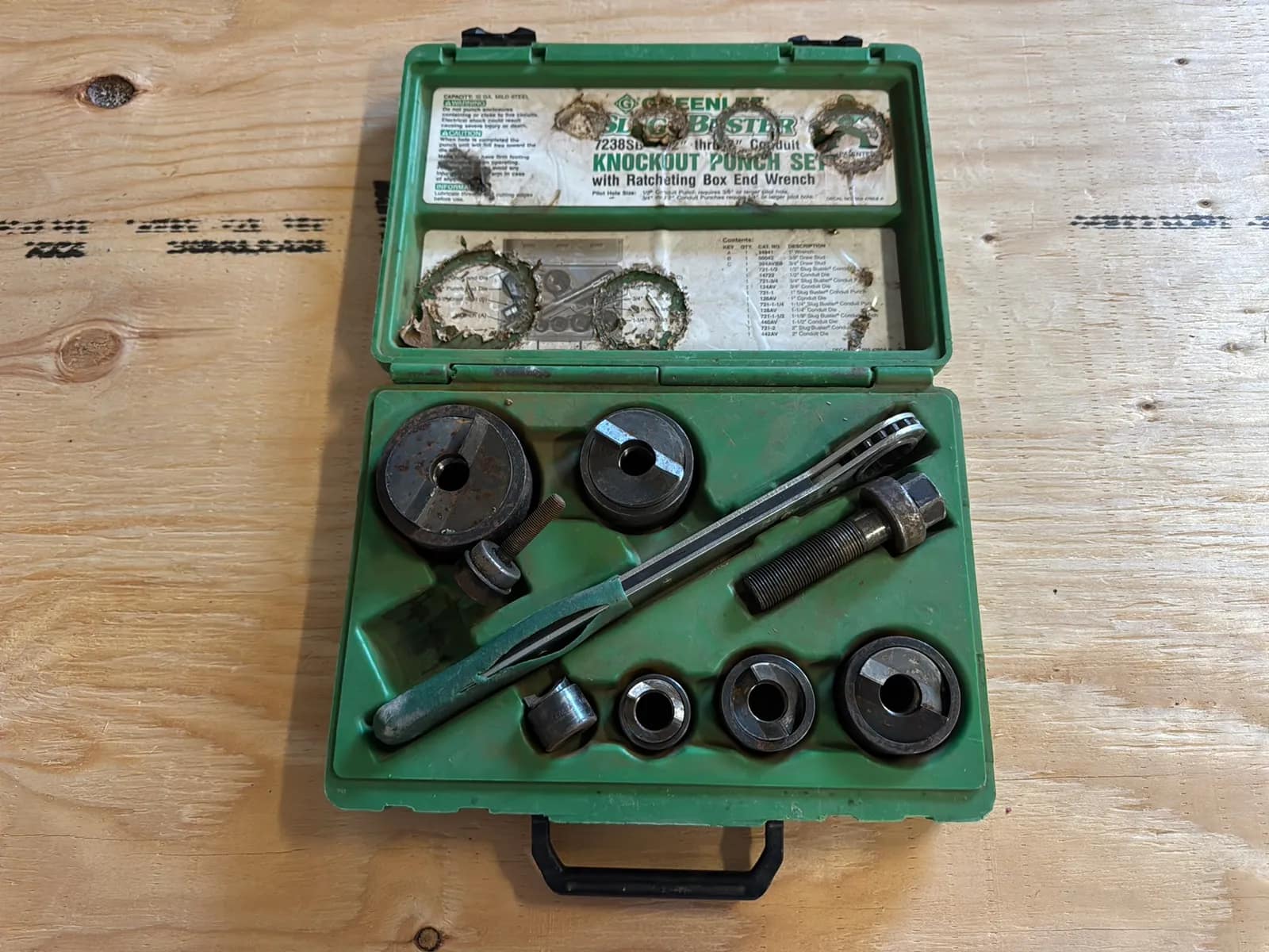 greenlee-slug-buster-knockout-punch-set-7238sb-47dcd7
