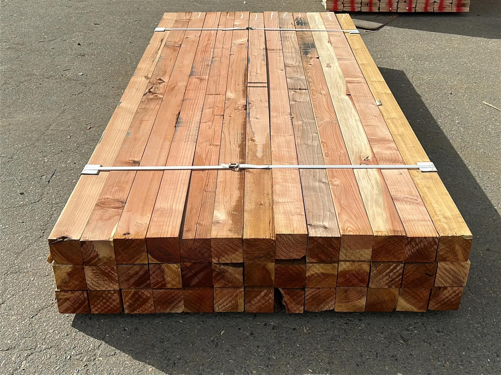 quantity-of-39-8-beams-4x4-redwood-mu1ozldh