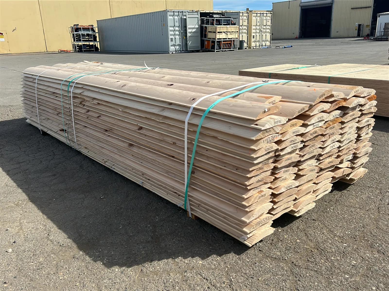 quantity-of-102-12-and-6-10-log-cabin-siding-panels-2x8-mu1ozlyg