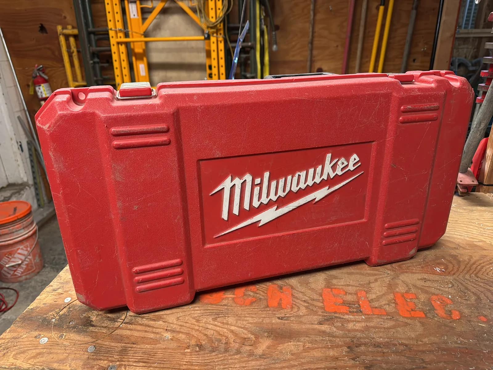 Milwaukee 1/2” Super Hawg Hammer Drill, photo 2 of 9