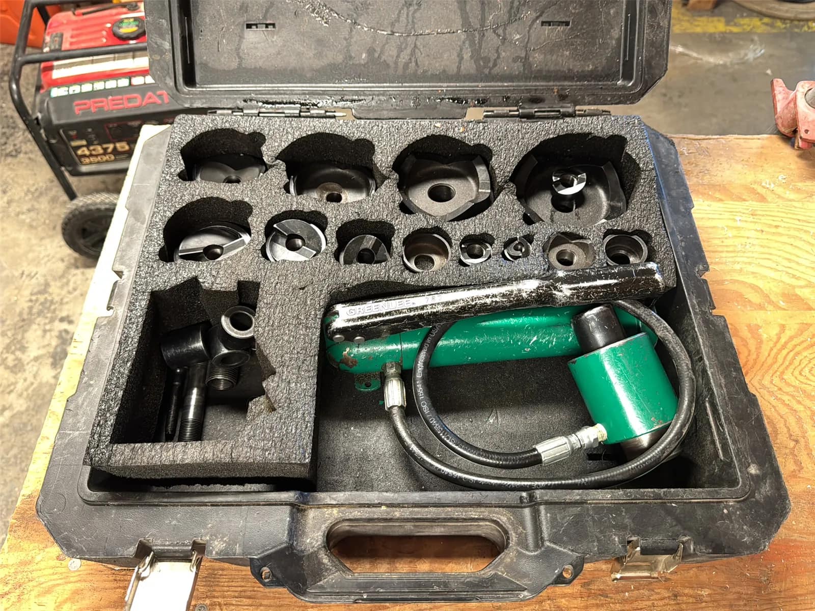 GreenLee Hydraulic Punch Driver Set, photo 1 of 9
