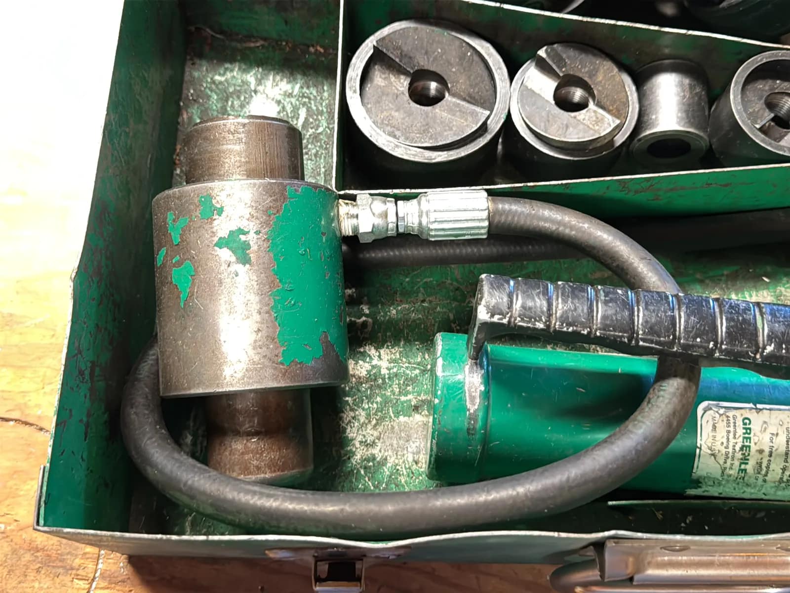 GreenLee 767 Hydraulic Punch Out Kit, photo 6 of 6