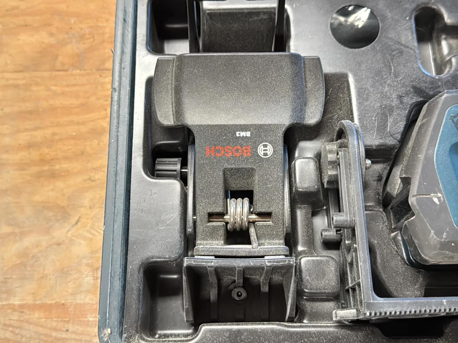 Bosch Self-Leveling Cross-Line Laser Level, photo 3 of 6