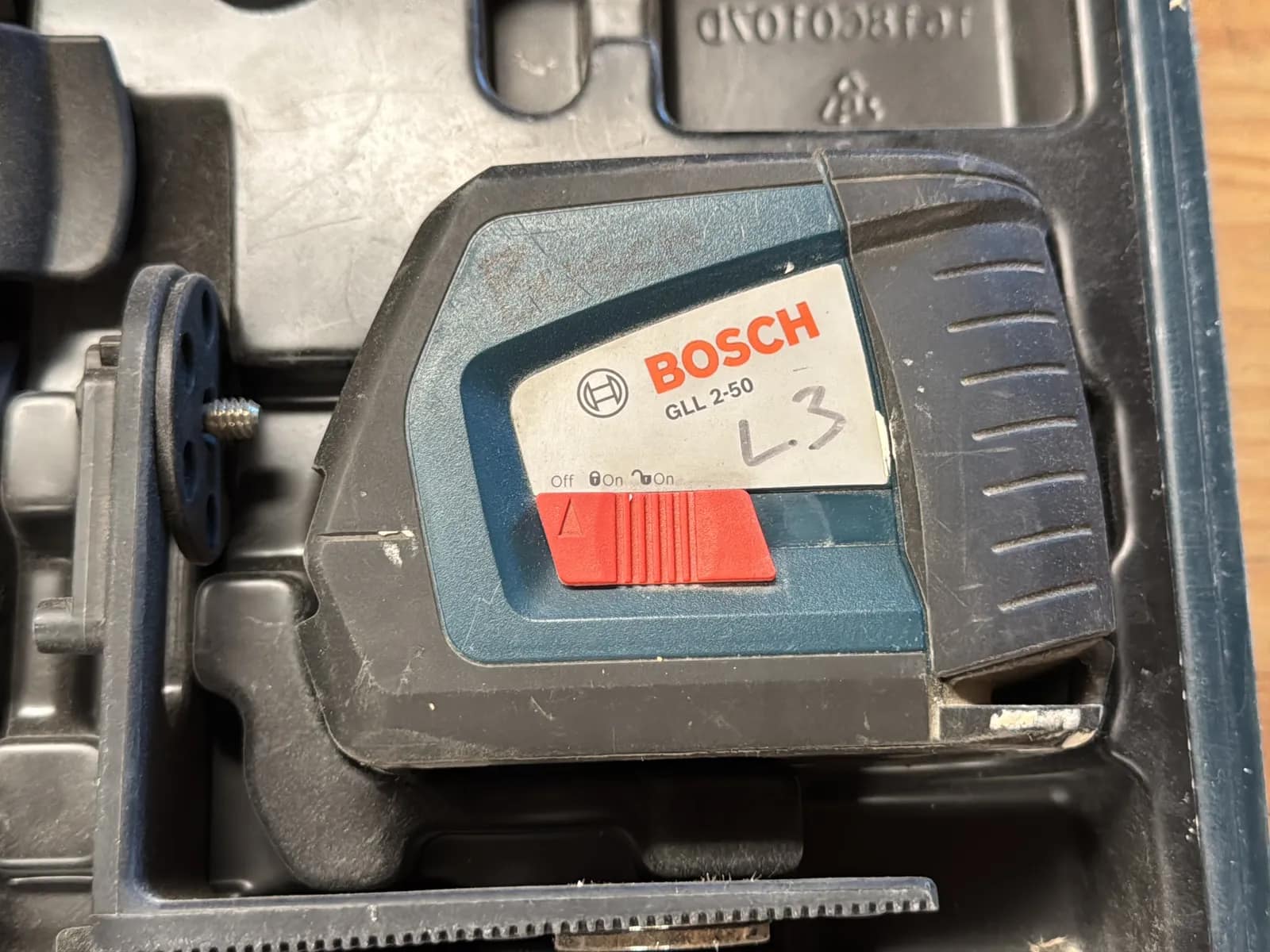 Bosch Self-Leveling Cross-Line Laser Level, photo 4 of 6