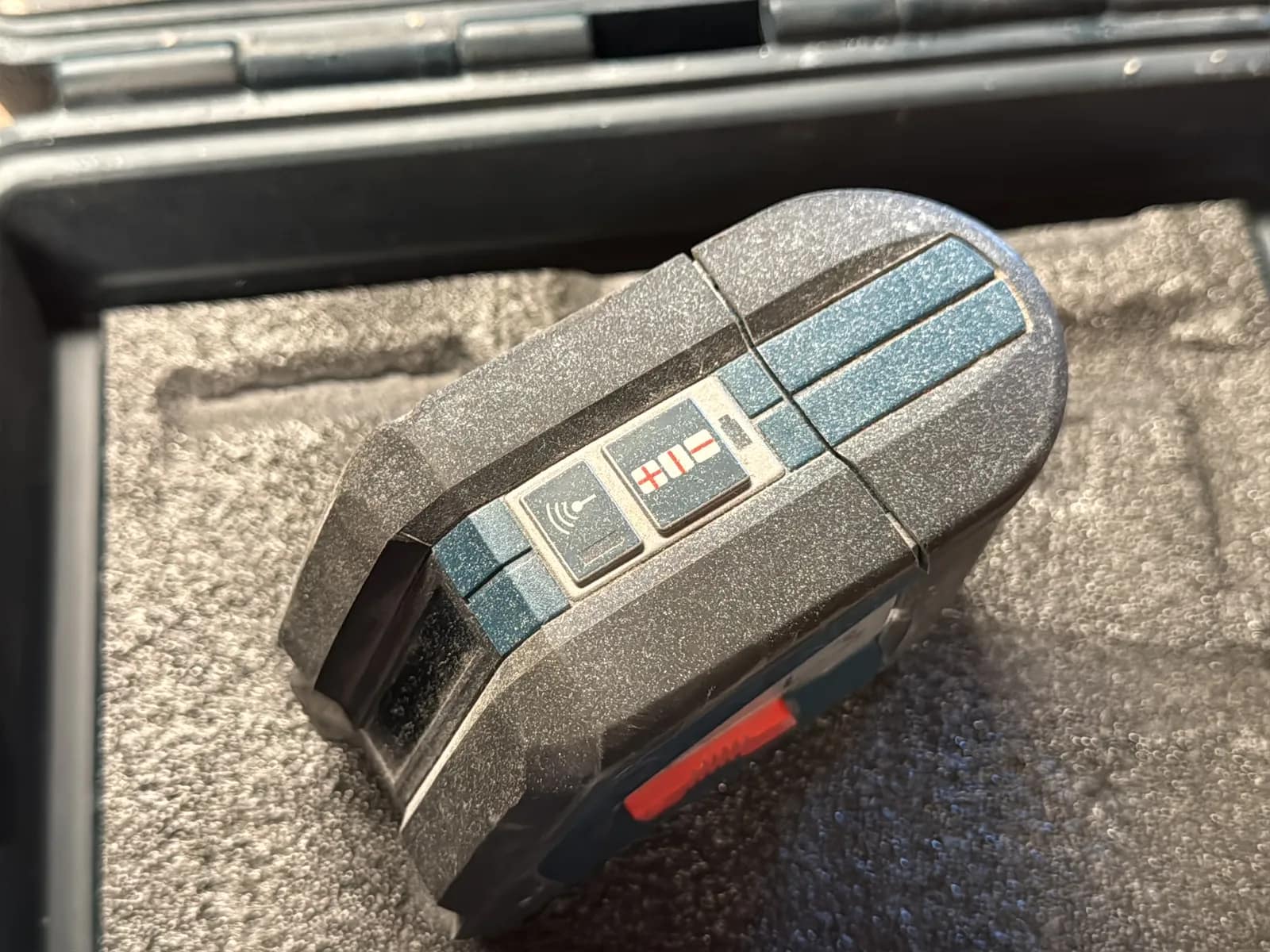 Bosch Self-Leveling Cross-Line Laser Level, photo 5 of 6
