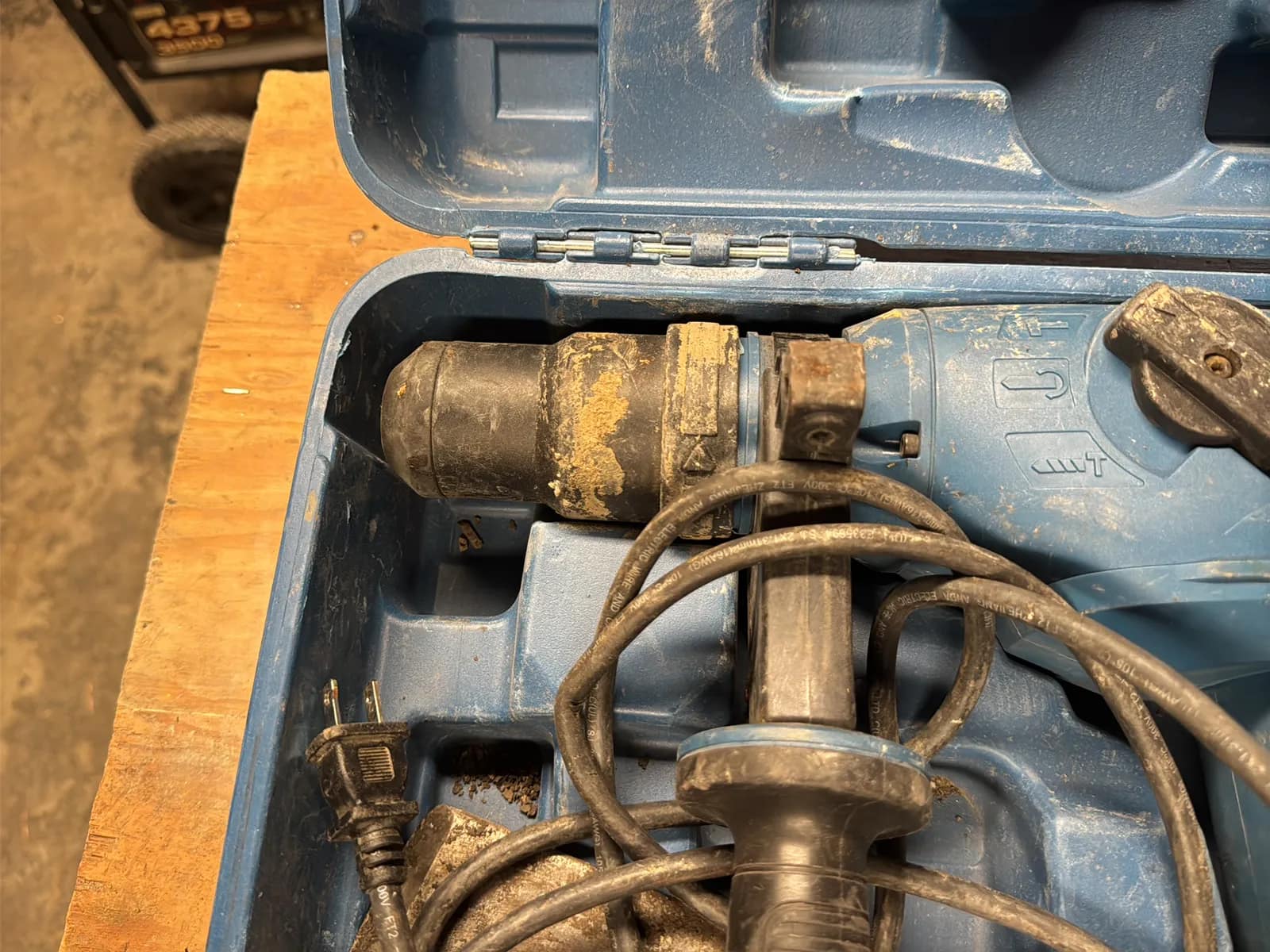 Hercules MVC 1-9/16” SDS Max Rotary Hammer, photo 6 of 9