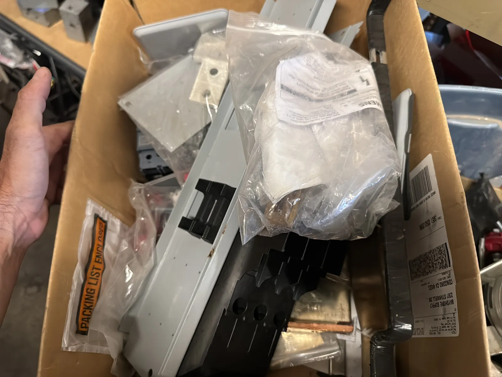 Contents Of (1) Shelf: Assorted Electrical Supply, Lighting Accessories, And More, photo 5 of 8
