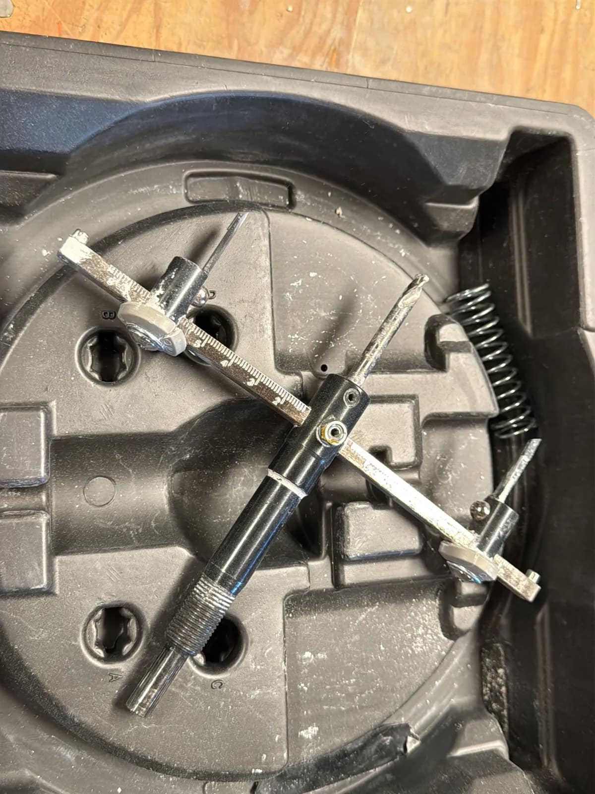 Twin-Blade X200TC Adjustable Round Hole Cutter, photo 4 of 6