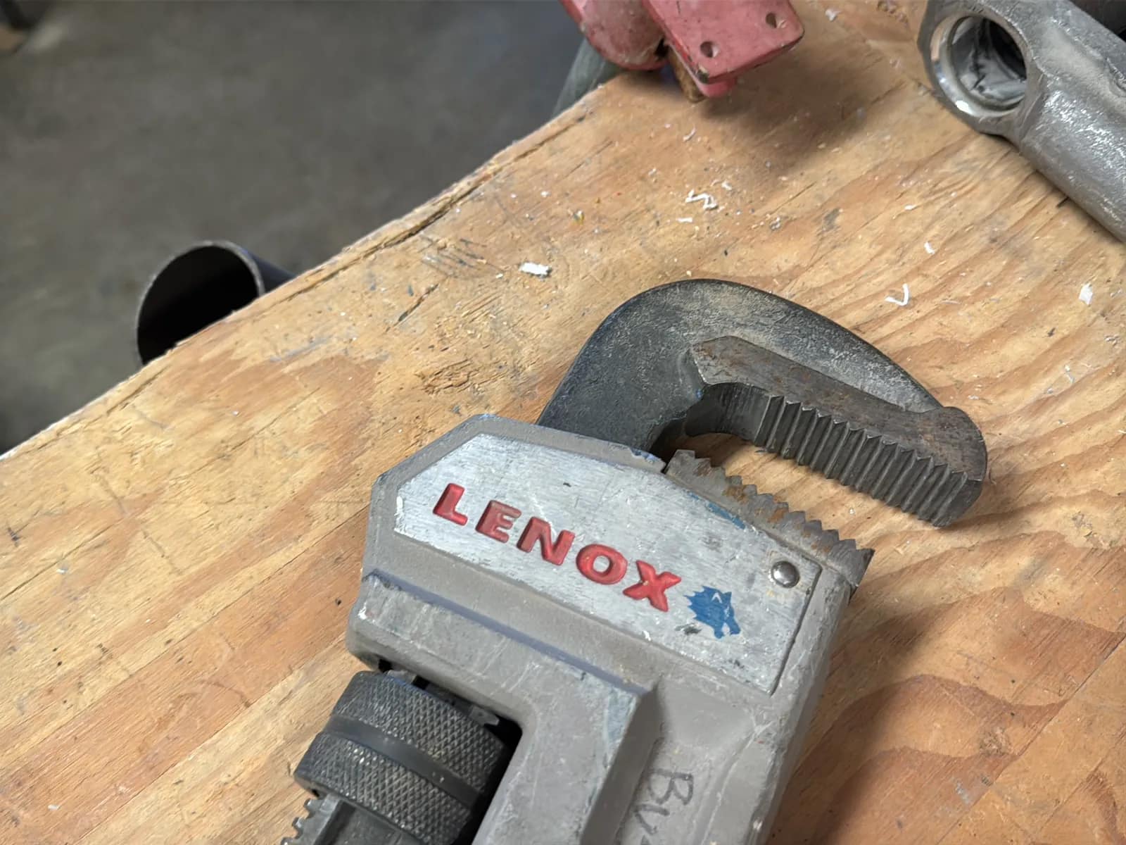 Lenox Aluminum 36” Adjustable Wrench, photo 5 of 5