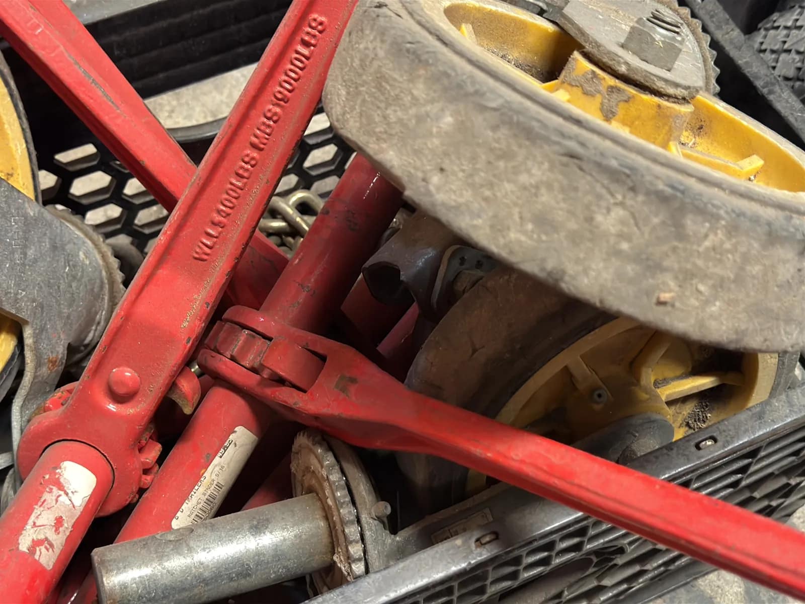 Crate And Contents: Chain Binders, Heavy Duty Large Casters, photo 5 of 6