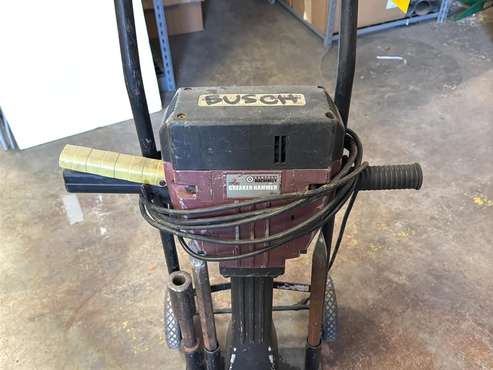 Central Machinery Breaker Hammer Corded Demolition Hammer, photo 2 of 7