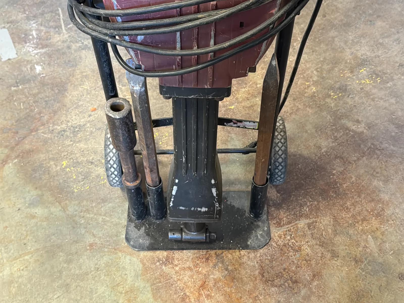 Central Machinery Breaker Hammer Corded Demolition Hammer, photo 3 of 7