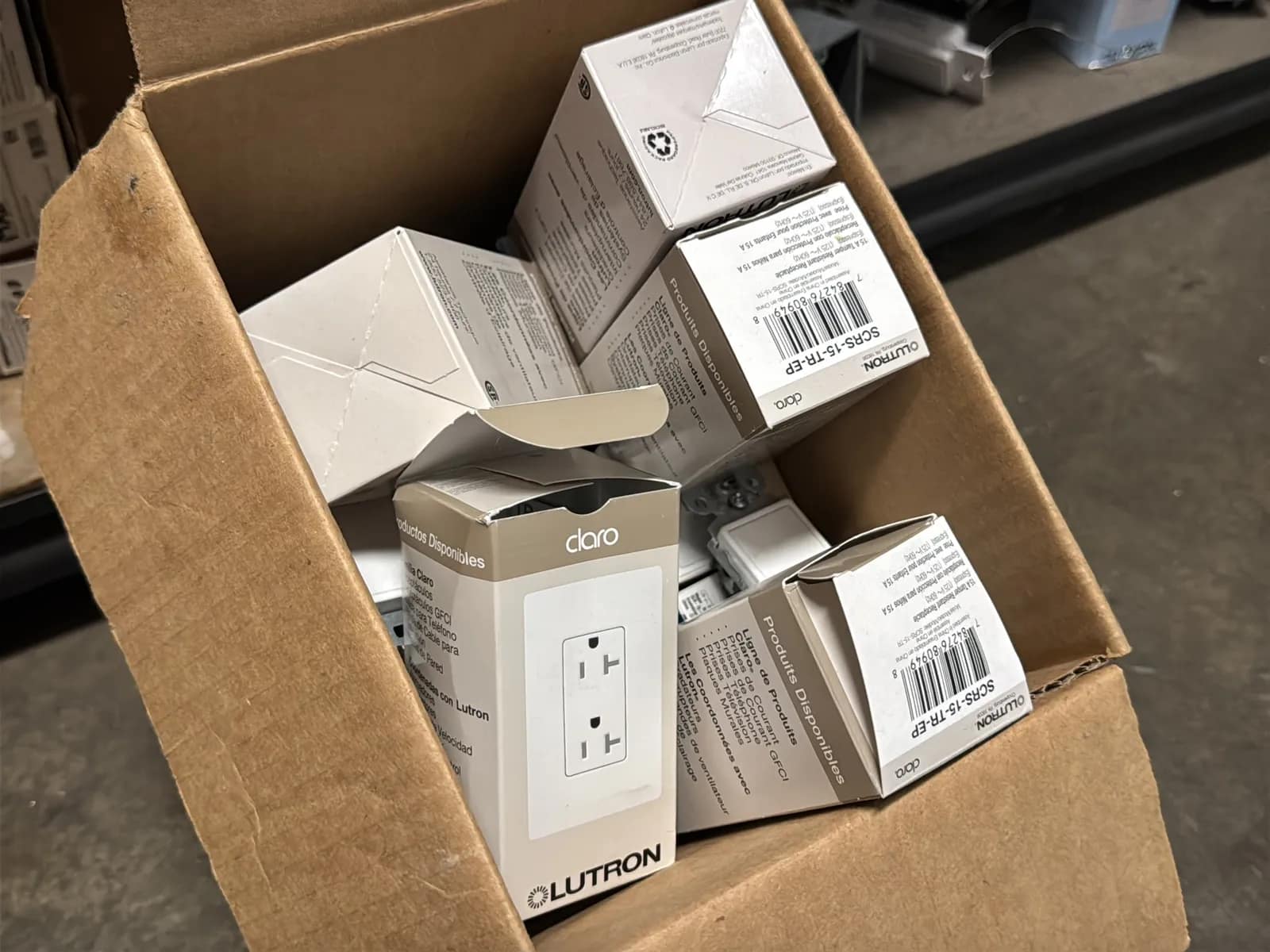 Contents Of (1) Shelf: Leviton Switches, Lutron Switches And More, photo 12 of 12