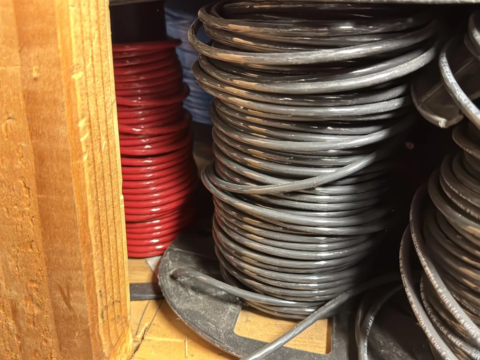 Contents Of (1) Shelf: Assorted Wire, photo 13 of 16