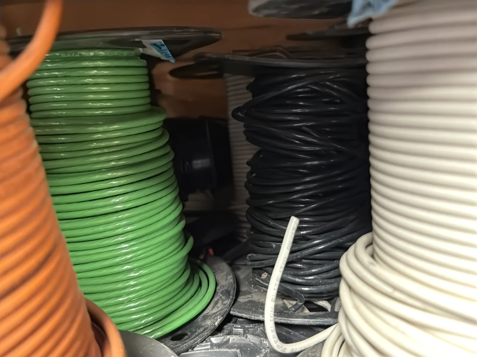 Contents Of (1) Shelf: Assorted Wire, photo 15 of 16