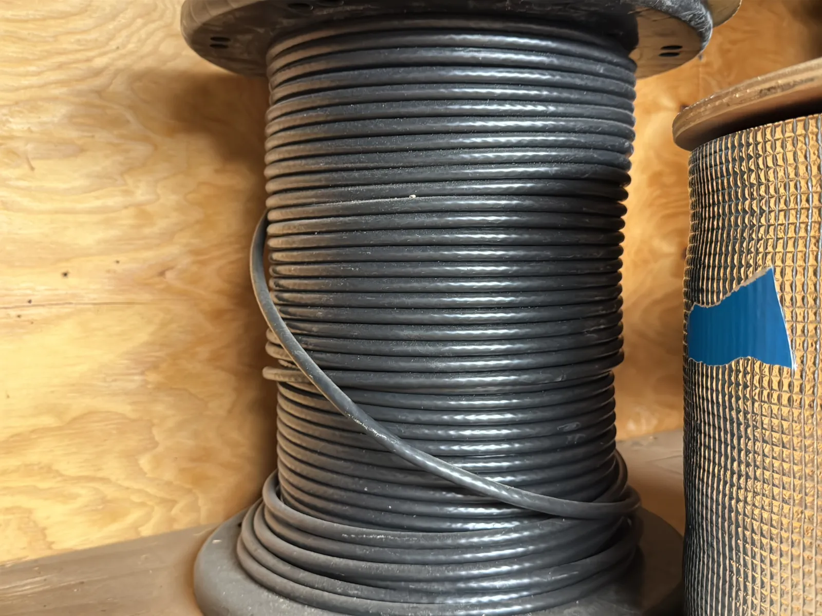 Contents Of (1) Shelf: Assorted Wire, photo 6 of 9