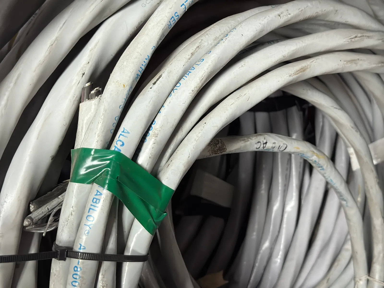 Contents Of (1) Shelf: Assorted Wire, photo 11 of 13