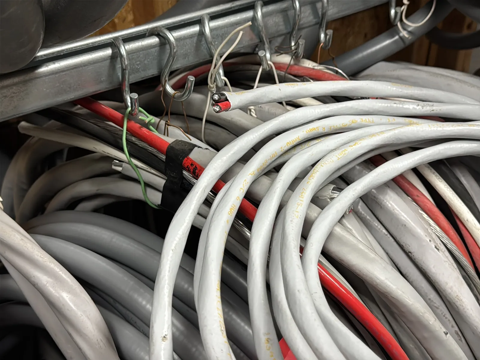 Contents Of (1) Shelf: Assorted Wire, photo 5 of 13