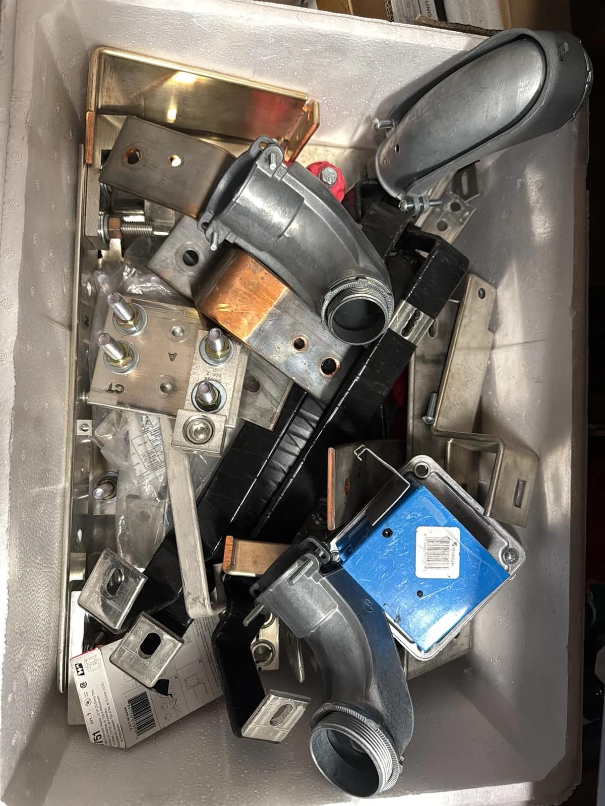 Contents Of (1) Shelf: Assorted Electrical Supply, Connecting Hardware And More, photo 8 of 11