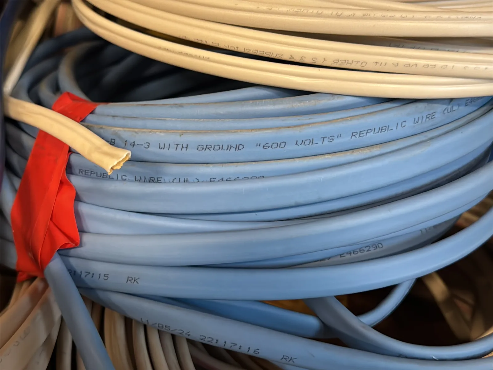 Contents Of (1) Shelf: Assorted Wire, photo 5 of 9