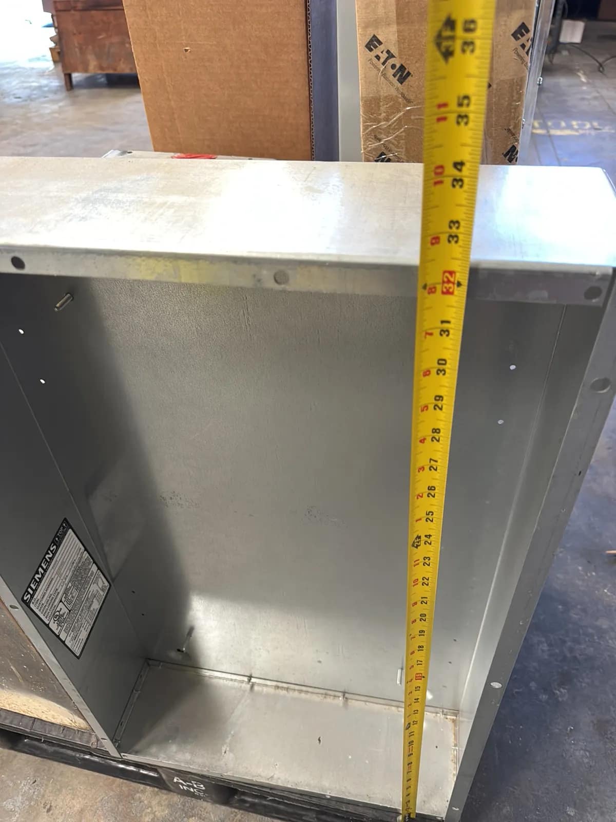 Contents of Pallet: Assorted Electrical Boxes, photo 6 of 12