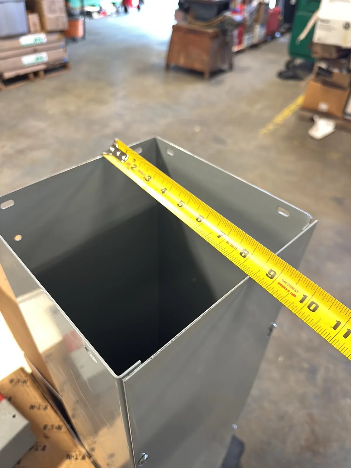 Contents of Pallet: Assorted Electrical Boxes, photo 10 of 12