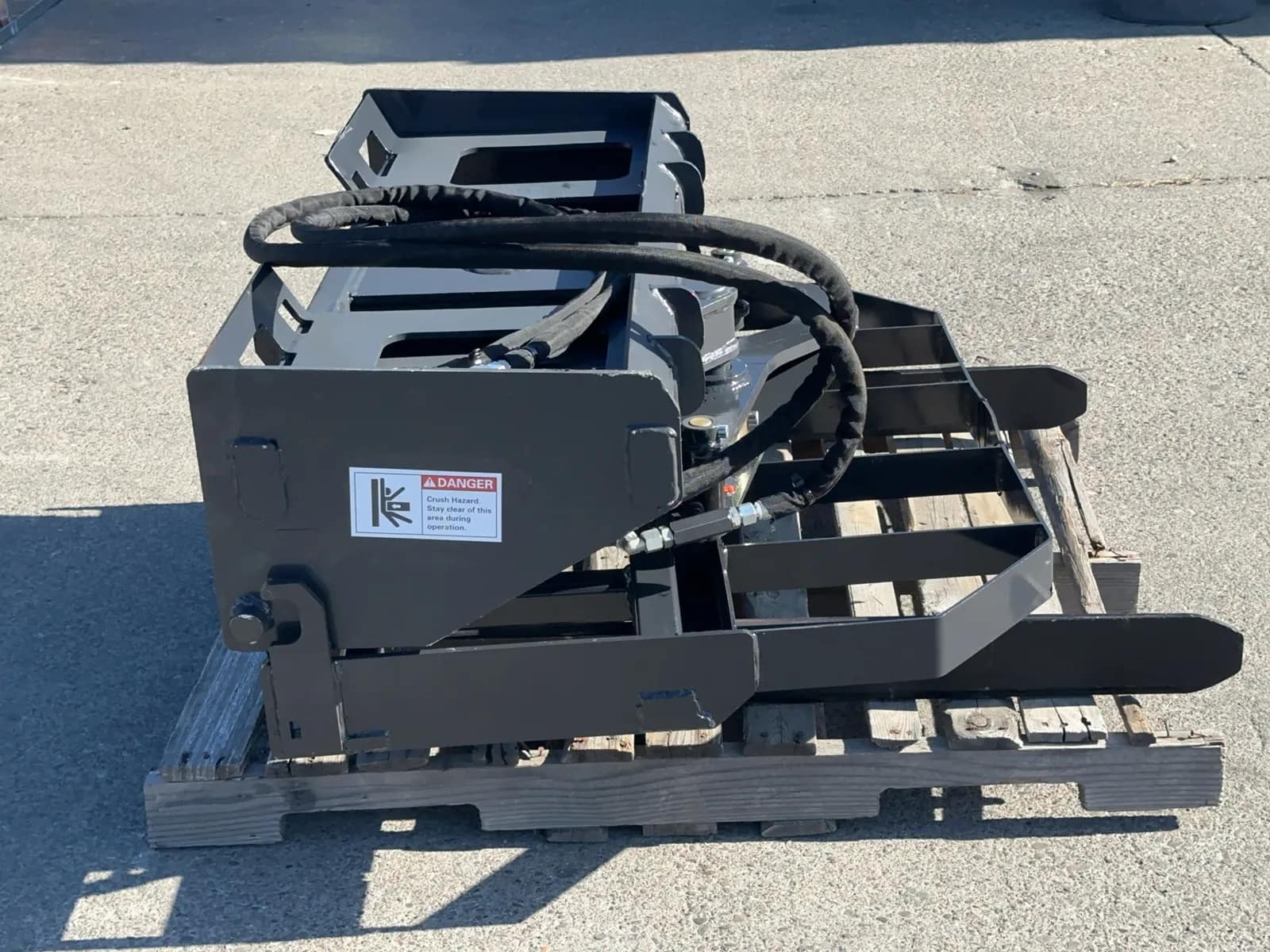2026 Arteer RPT-42L Rotating Hydraulic Skid Steer Fork Attachment (Unused), photo 7 of 15